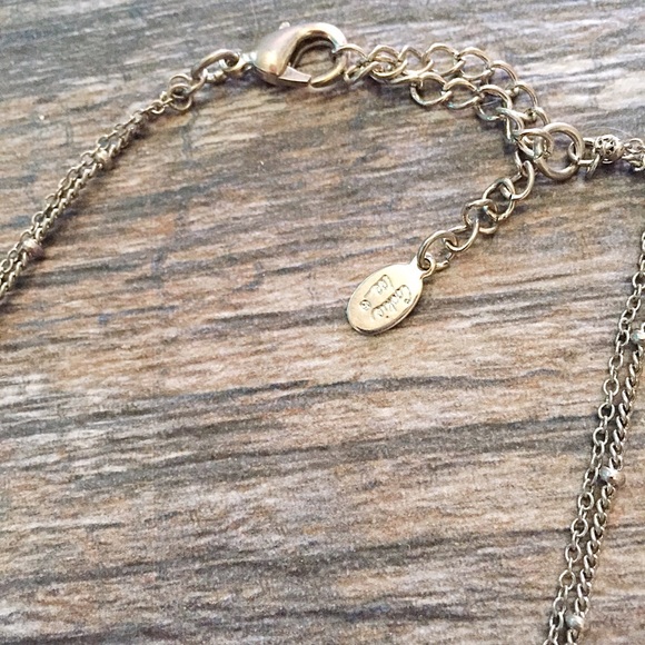 Snowflake Necklace❄️ - Picture 3 of 3