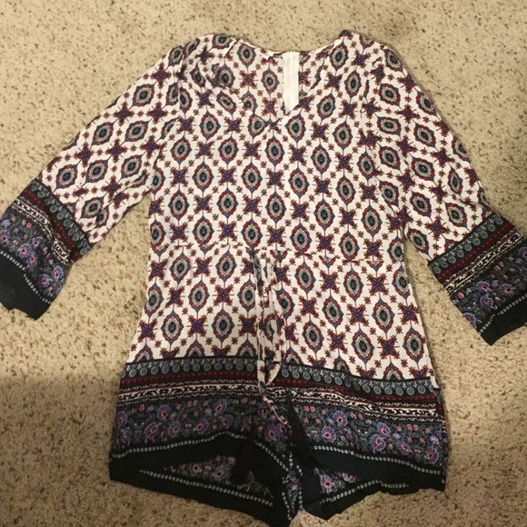 Patterned romper - Picture 2 of 3