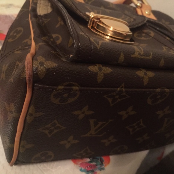 Sold louis Vuitton Manhattan