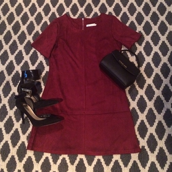ONE DAY SALE🔥🔥 SUADE DRESS - Picture 1 of 3