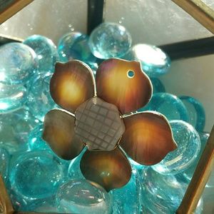 Flower ring made from shells