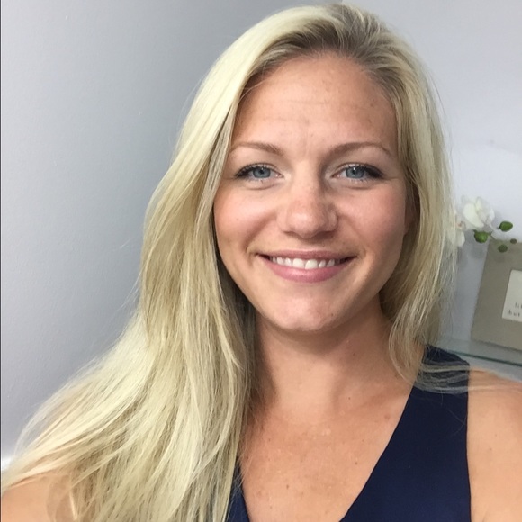 Meet your Posher, Faythe - Picture 1 of 1