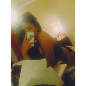 Meet your Posher, Kiara