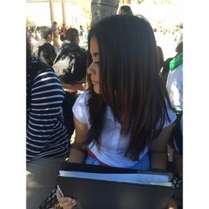 Meet your Posher, Yuli