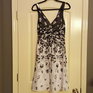 White House Black Market Chiffon cocktail dress