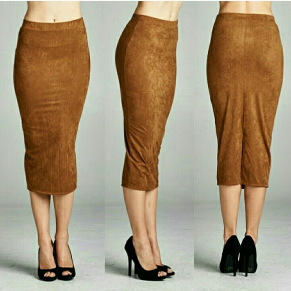 ❌SOLD❌Camel suede skirt - Picture 2 of 2