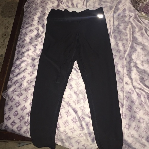 VS PINK Reversible Leggings