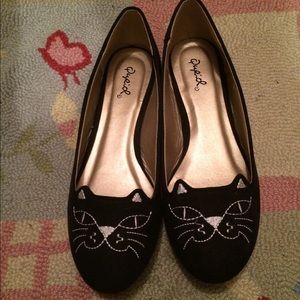 Black cat flats!