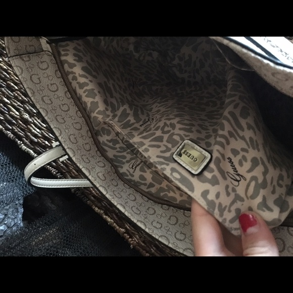 Authentic Guess purse - Picture 2 of 2