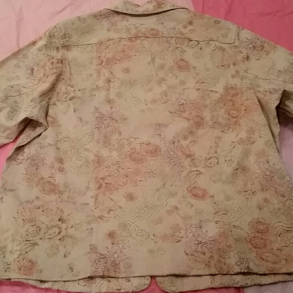 Classy Rose Print CJ Banks Jacket Blouse Size X - Picture 2 of 3