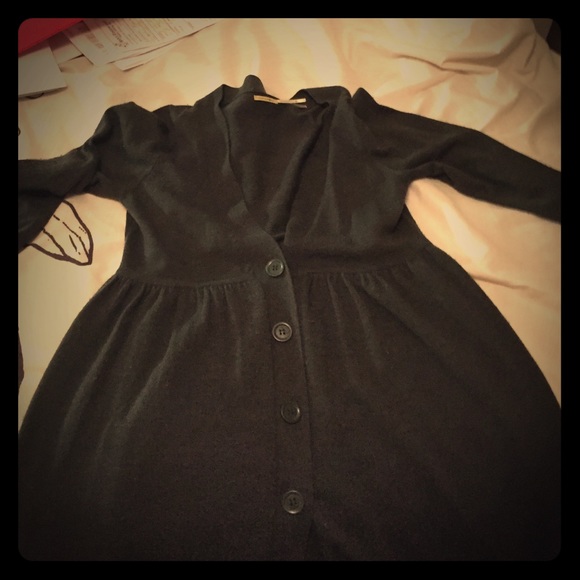 Max Studio Long buttoned sweater