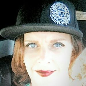 Meet your Posher, Robin