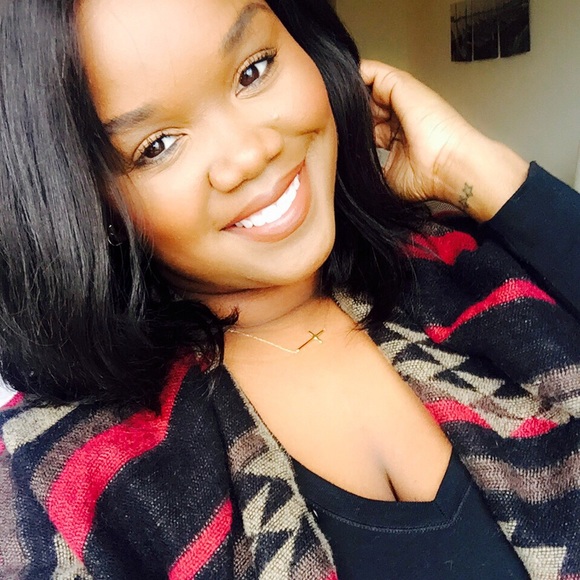 Meet your Posher, Sonya - Picture 1 of 1