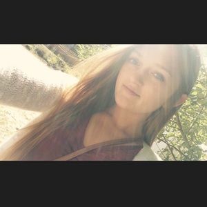 Meet your Posher, Kaitlyn