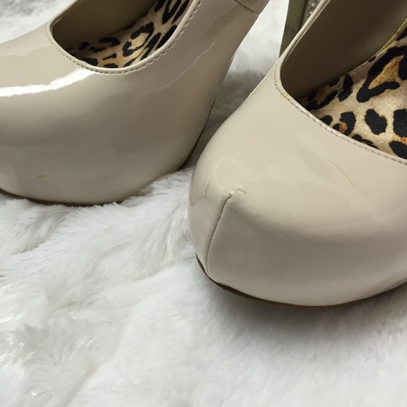 ***Sold*** Shoedazzle Mel B Heels Size 7 - Picture 4 of 4