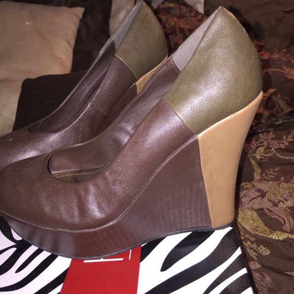 Wedges - Picture 2 of 3