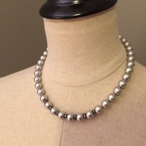 💋SALE💋Silver pearl necklace