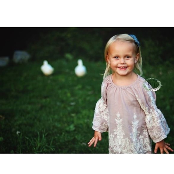 Meet your Posher, Kristin - Picture 3 of 5