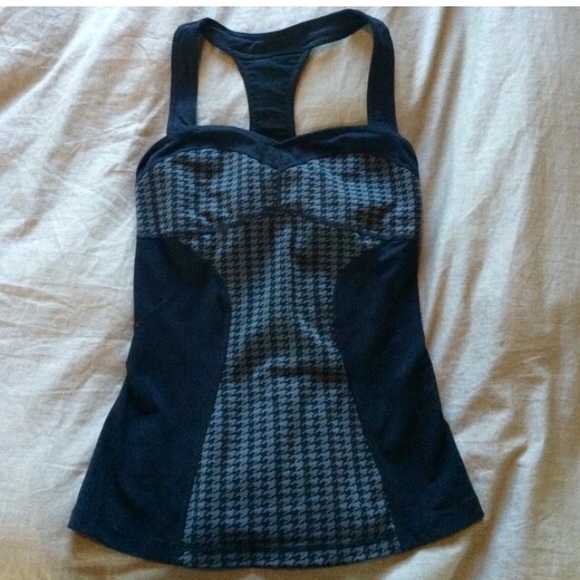 Zella exercise top. So cute! 💗