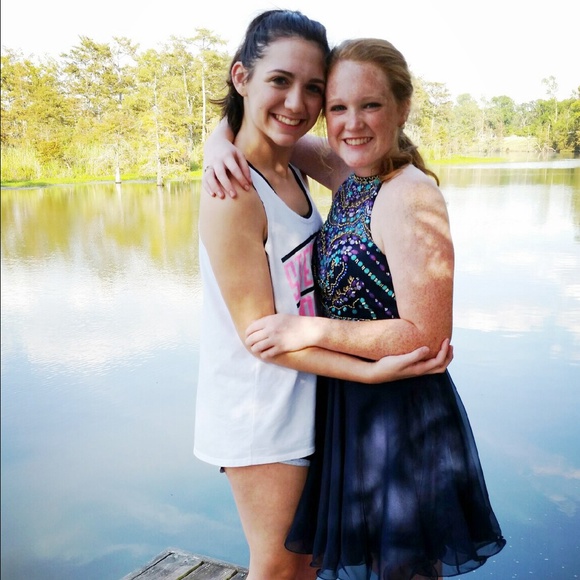 Meet your Posher, Meredith - Picture 1 of 1