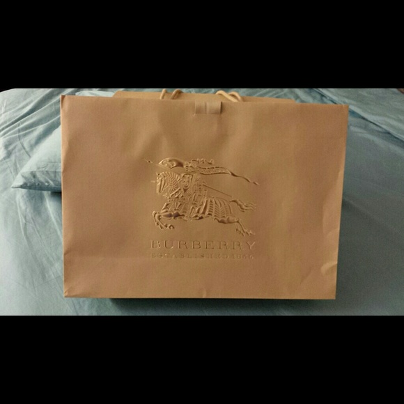 Burberry shopping bag