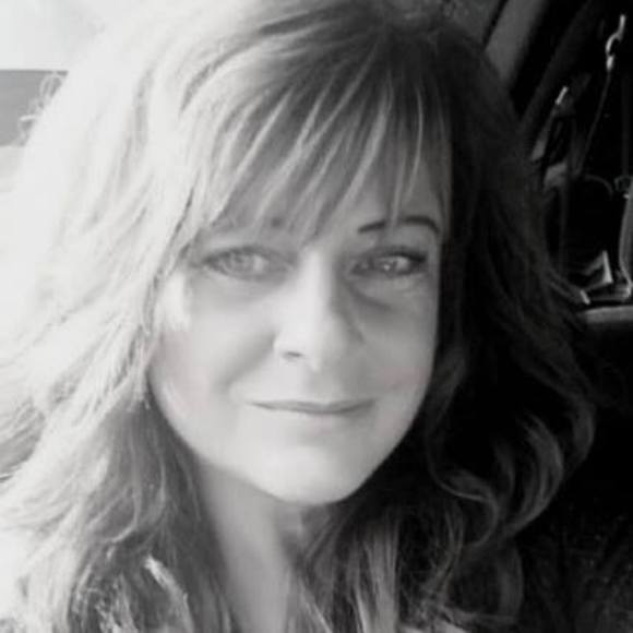 Meet your Posher, Deanna