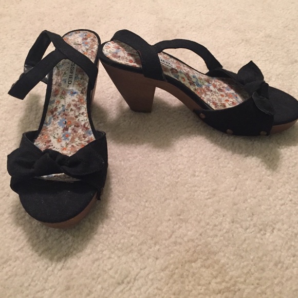 Chunky heels