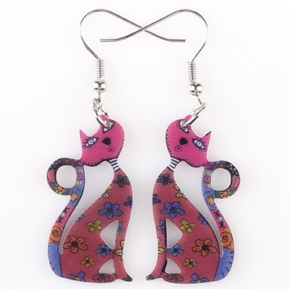Jewelry - Kitty Earrings✨5 available