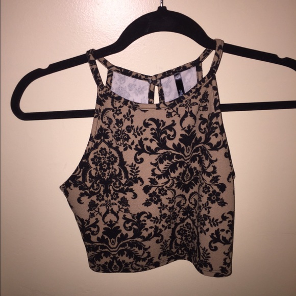 Crop top