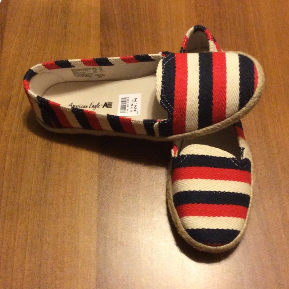 🎉host pick🎉NWT striped flats - Picture 1 of 3