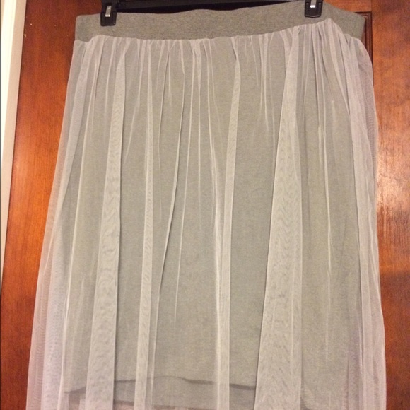 ❌sold❌torrid sz 3 midi pencil skirt w/ mesh - Picture 3 of 4