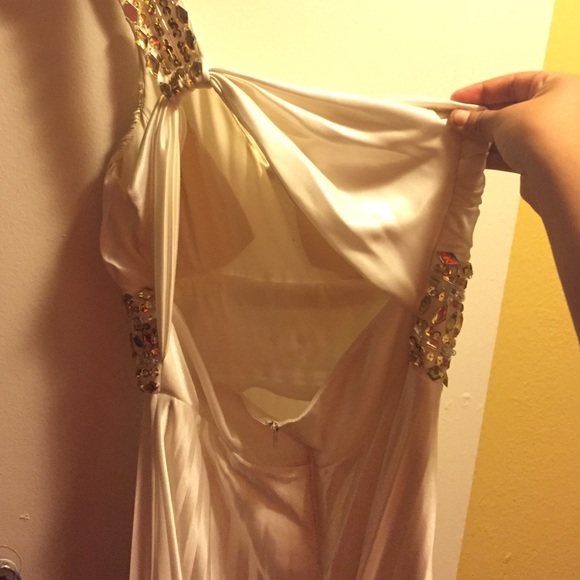 White prom/formal dress! - Picture 2 of 3
