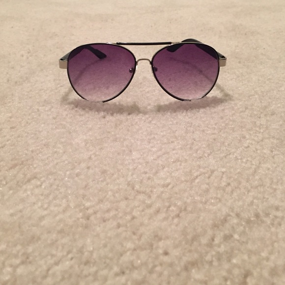 Aviator sunglasses offers accepted