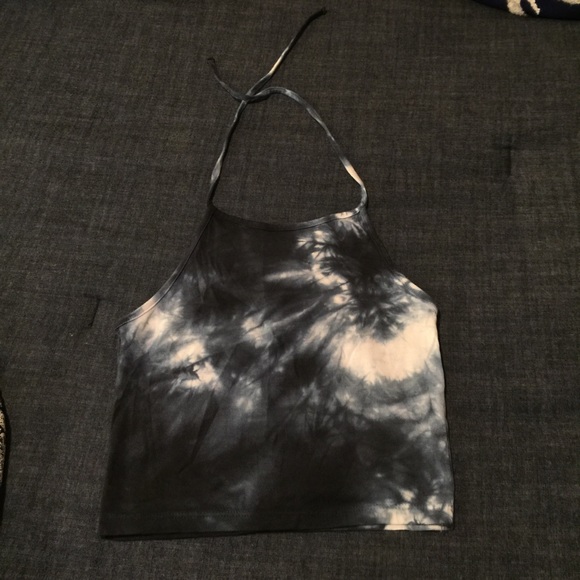 Brandy Melville Tops - Brandy Melville hulter