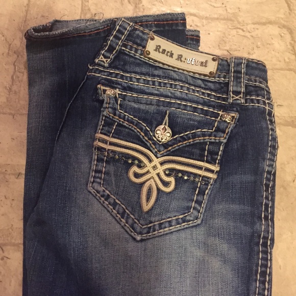 Rock Revival Jean!! Great condition!!
