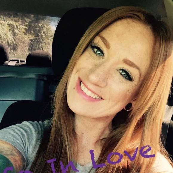 Meet your Posher, Amanda