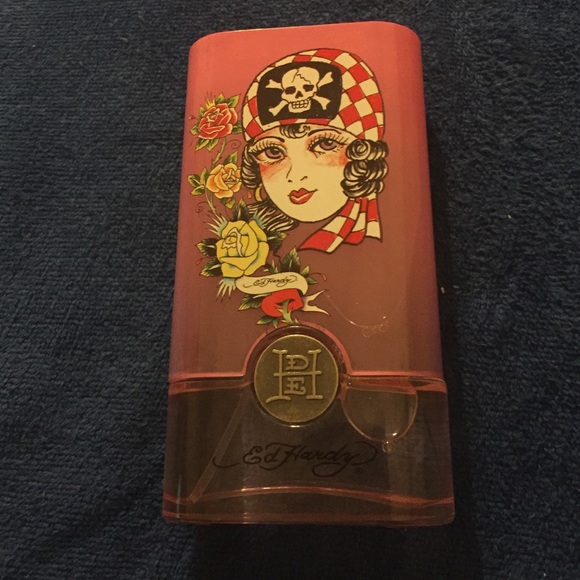 Ed hardy perfume "born wild"