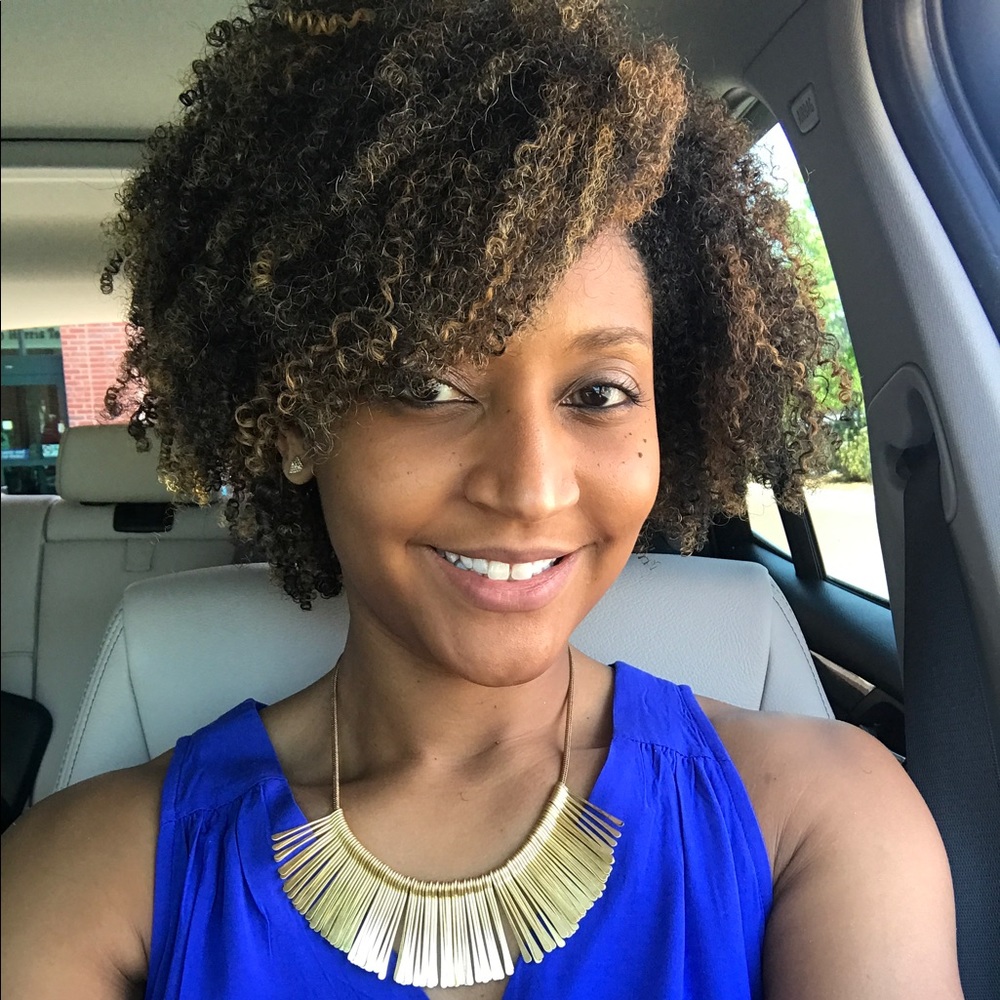 Meet your Posher, Ashly