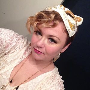 Meet your Posher, Sara