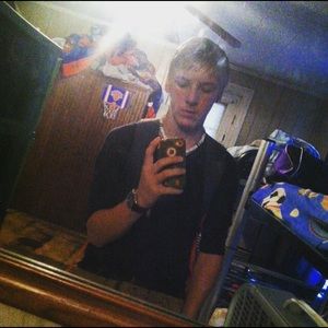 Meet your Posher, Seth