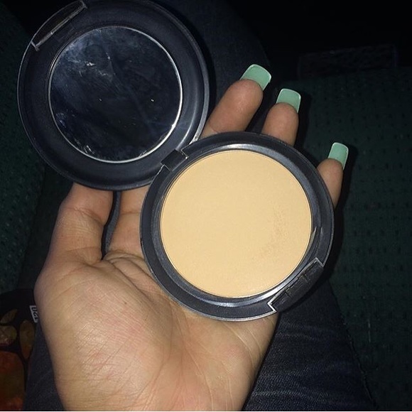 Powder foundation