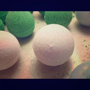 3 pack Bathbombs!