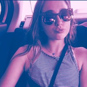 Meet your Posher, Madeline