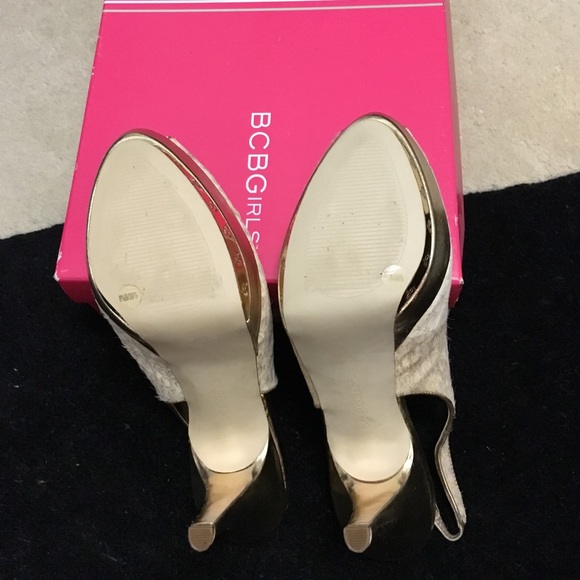 brand new BCBGIRLS Caitlyn Slingback Pump - Picture 4 of 4