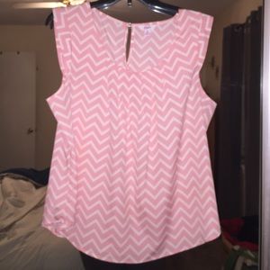 *MARKDOWN* Pink and white chevron top