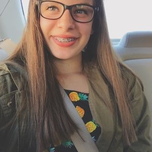 Meet your Posher, Aleja