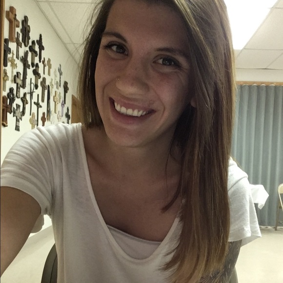 Meet your Posher, Kiara - Picture 4 of 4