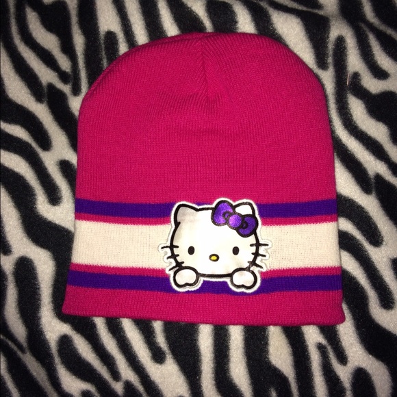 Hello kitty beanie OS