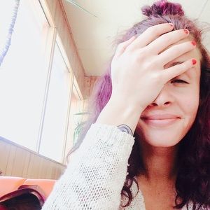 Meet your Posher, Lia