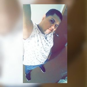 Meet your Posher, Javier